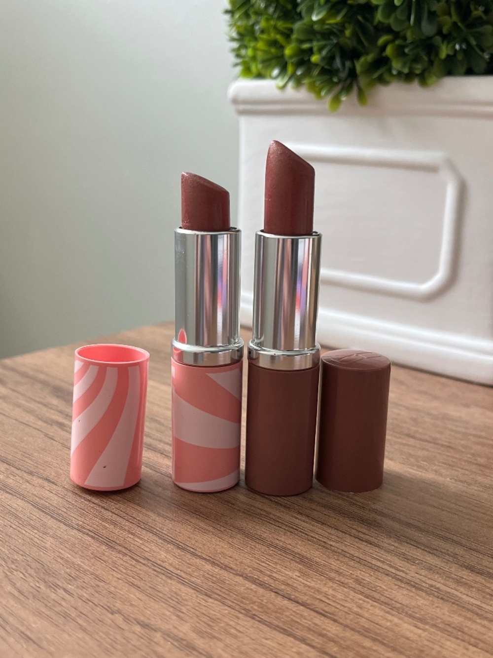 Clinique Bare Pop lipstick duo ! Gorgeous shade!